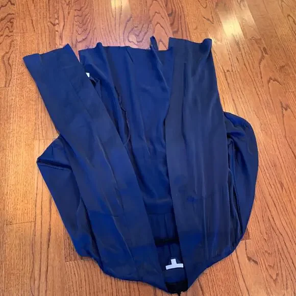 Lunya Washable Silk Robe MSRP $298 | Navy Blue | Size XS/S - Picture 7 of 10